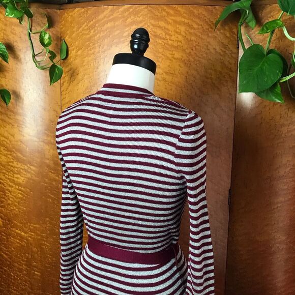 70’s 70s VINTAGE MACY’S Silver Burgundy Cardigan M - Picture 4 of 13